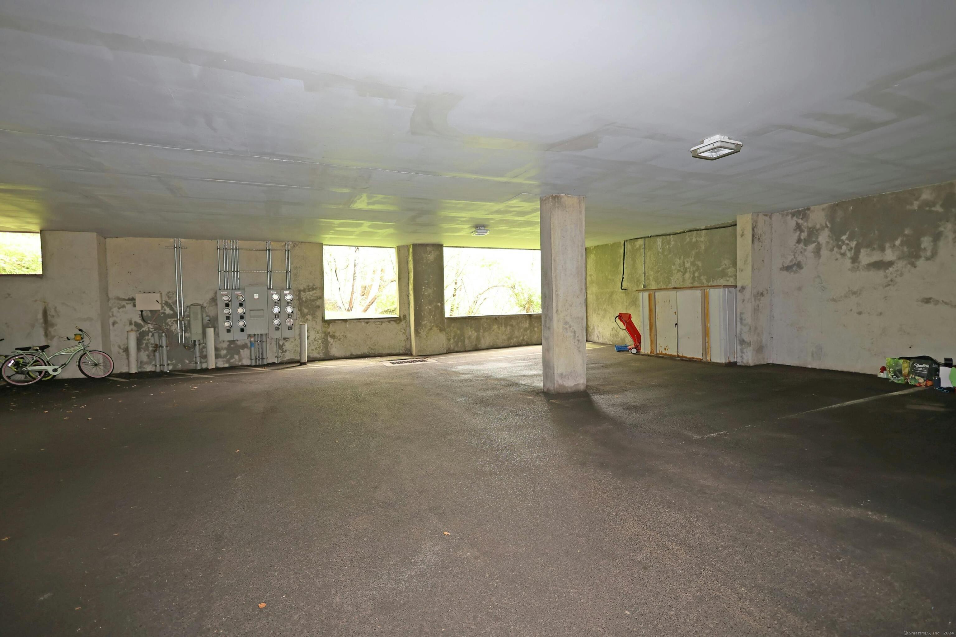 633 Danbury Road, Unit 22 Ridgefield, CT 06877 - Photo 29 of 30