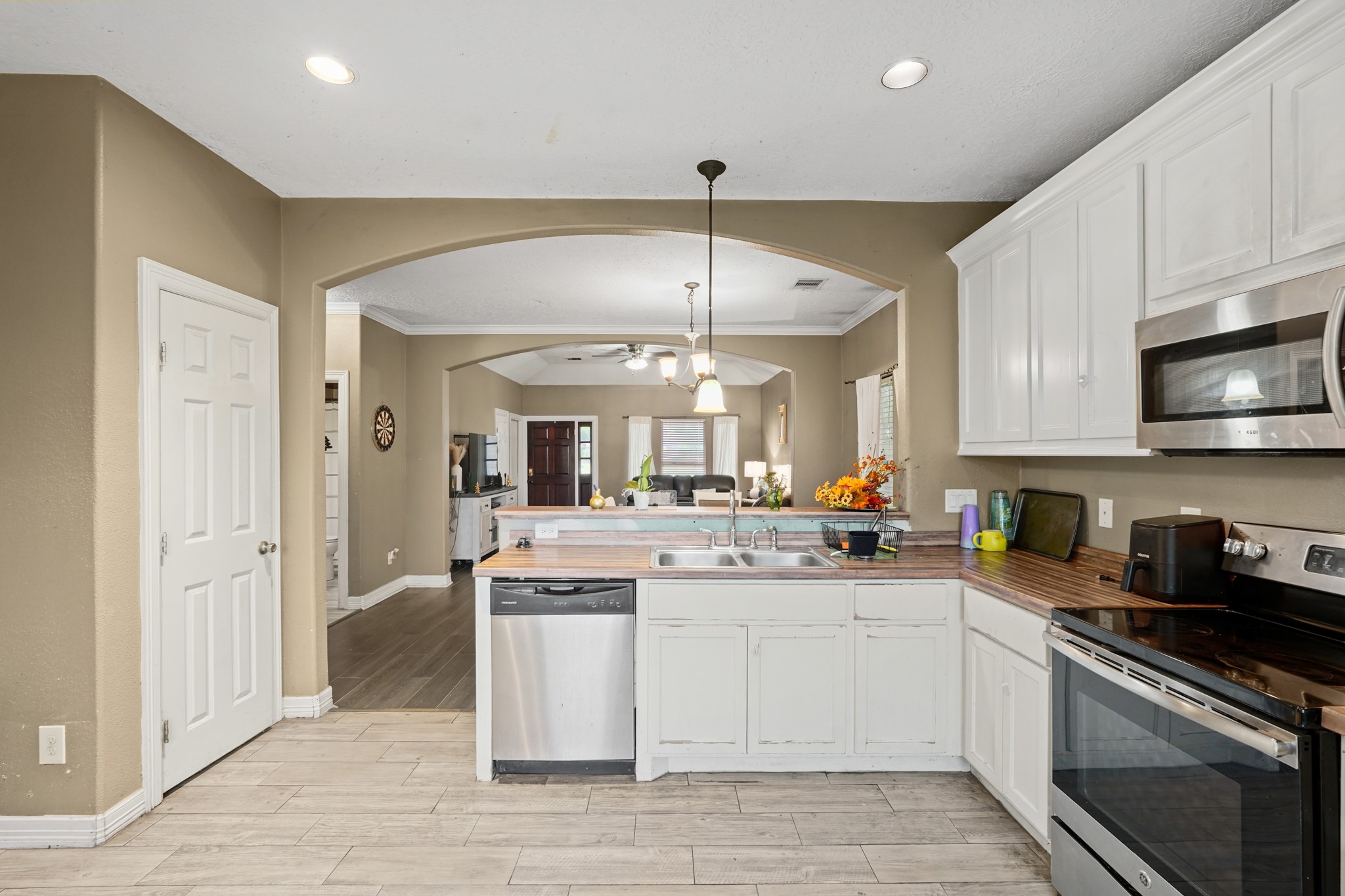 351 Cattle Drive Trail Angleton, TX 77515 - Photo 23 of 27