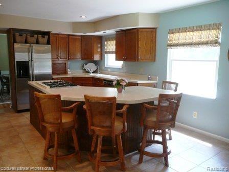 6473 Oakhill Road Clarkston, MI 48348 - Photo 9 of 24 Eat in Kitchen