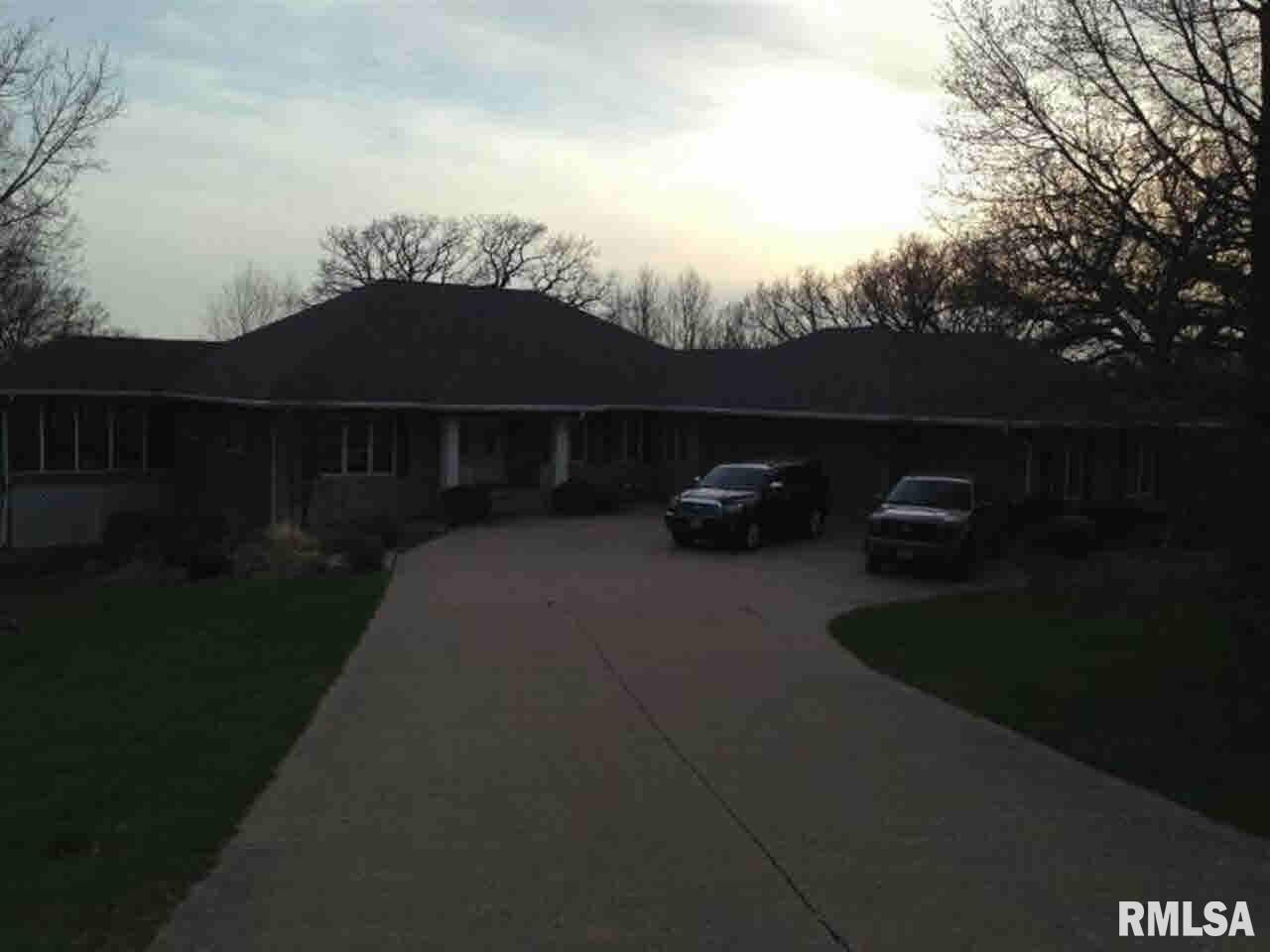323 Eagle Ridge Road Muscatine, IA 52761 - Photo 1 of 1