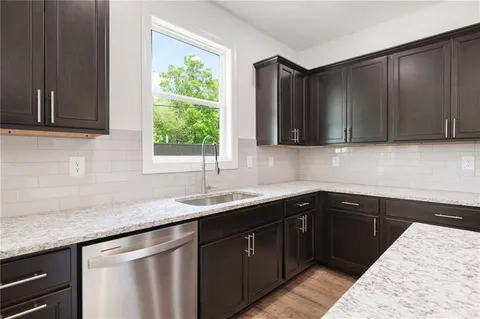 $584,900 | 962 Homepark Circle, Buford, GA 30518