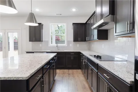 $584,900 | 962 Homepark Circle, Buford, GA 30518