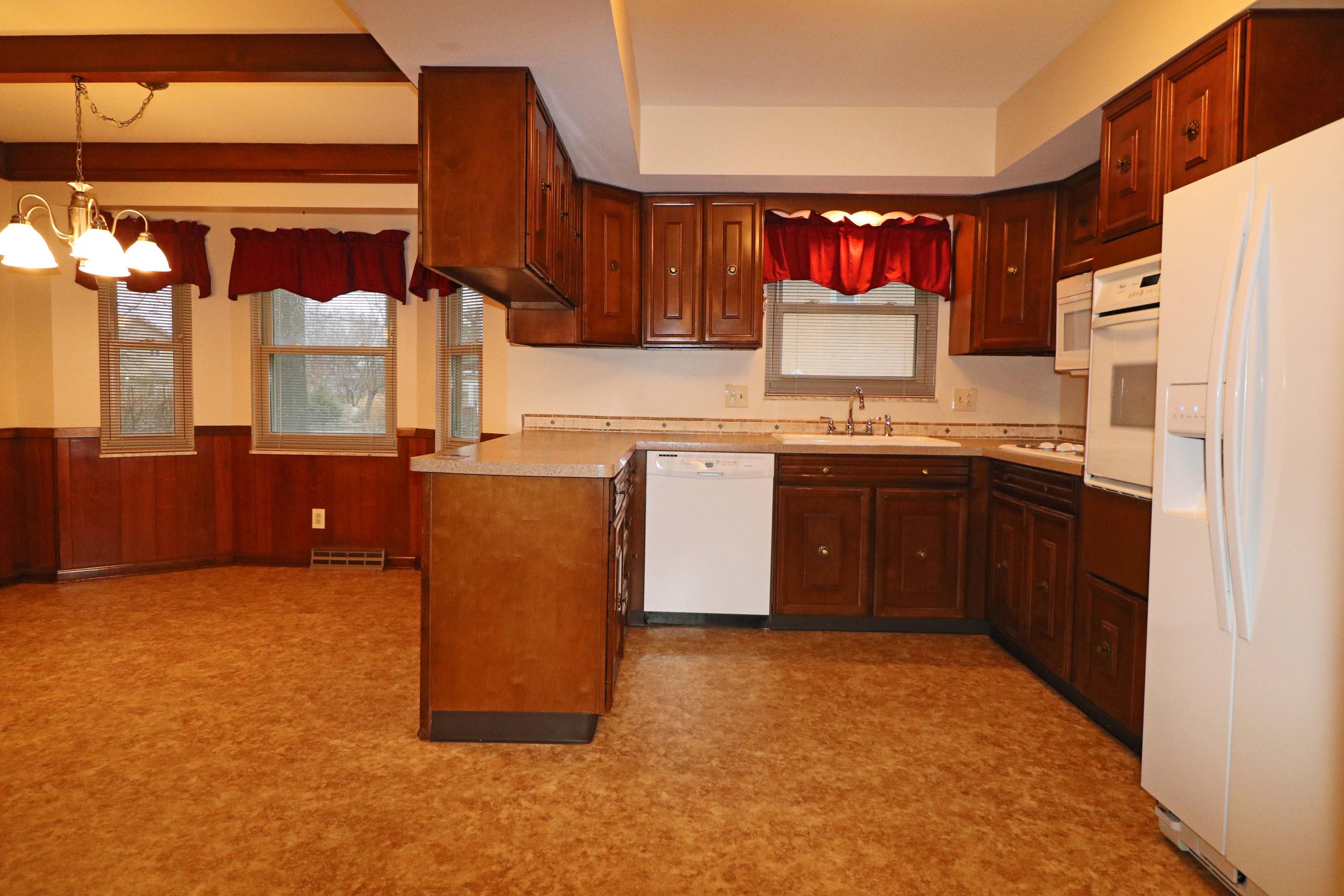 2688 Kenview Road South Columbus, OH 43209 - Photo 12 of 40 Gallery Image 12