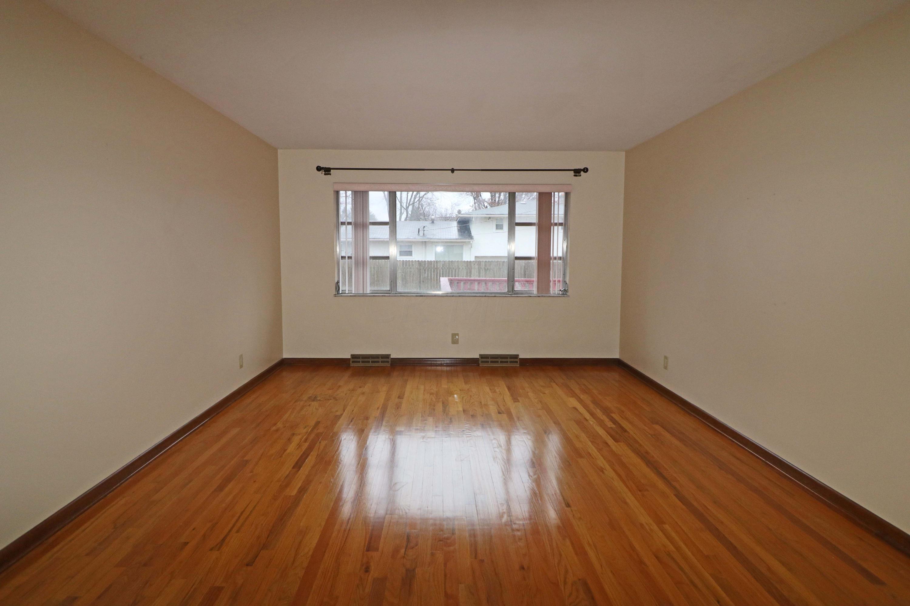 2688 Kenview Road South Columbus, OH 43209 - Photo 7 of 40 Gallery Image 7