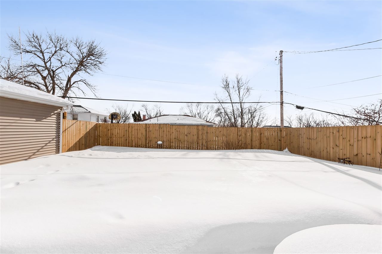 161 Red Wing Road Southwest Cedar Rapids, IA 52404 - Photo 24 of 25 Gallery Image 24