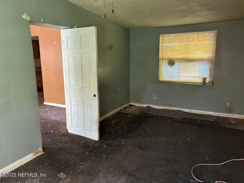 4117 Santee Road Jacksonville, FL 32209 - Photo 21 of 47 Photo Nov 17 2025, 2 43 15 PM