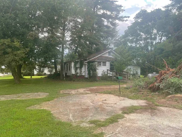 $495,000 | 8403 Valley Falls Road, Boiling Springs, SC 29316