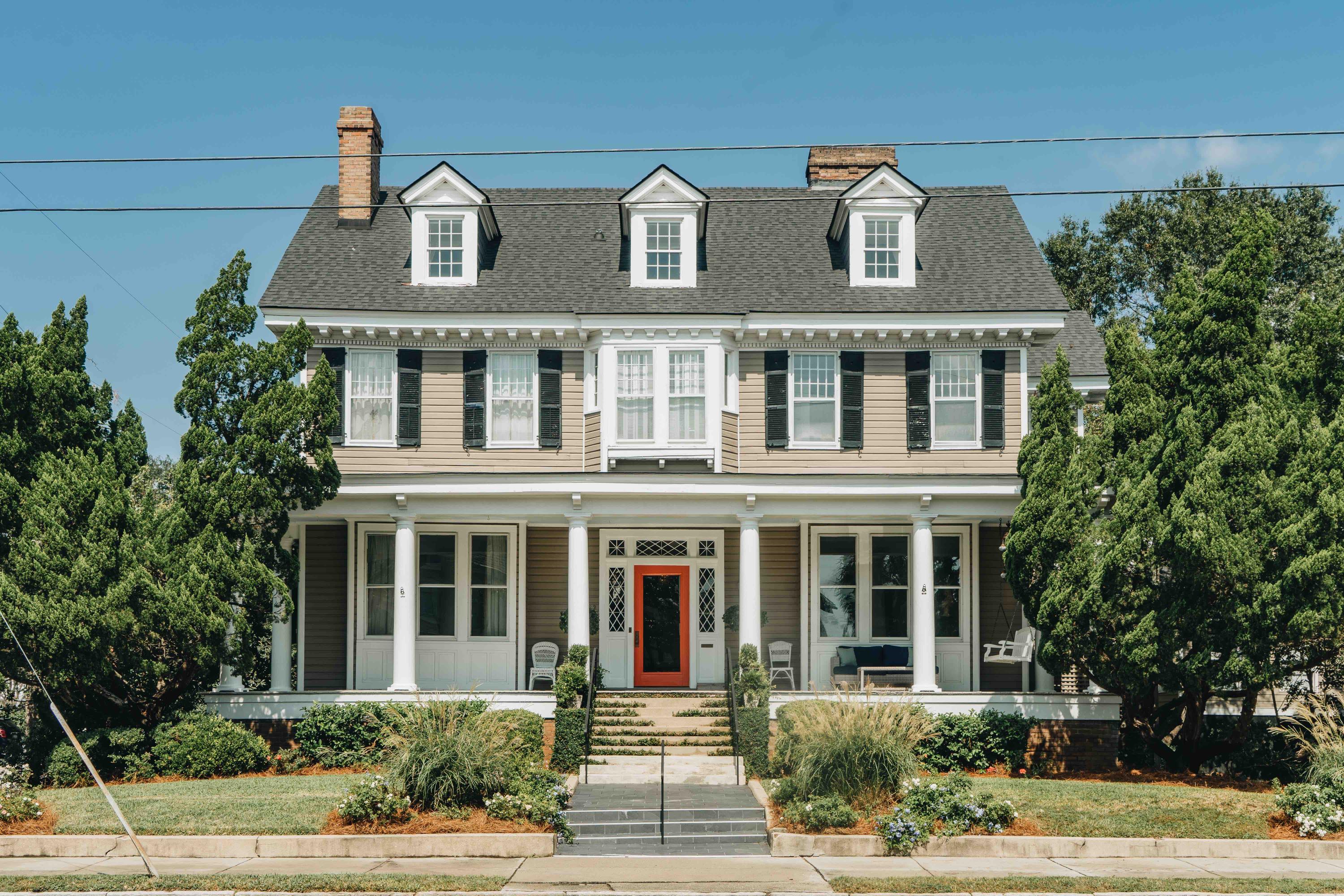 182 Tradd Street Charleston, SC 29401 - Photo 1 of 126 DSC09237