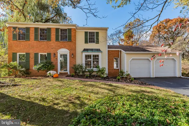 $599,900 | 919 Woodland Drive, Lemoyne, PA 17043