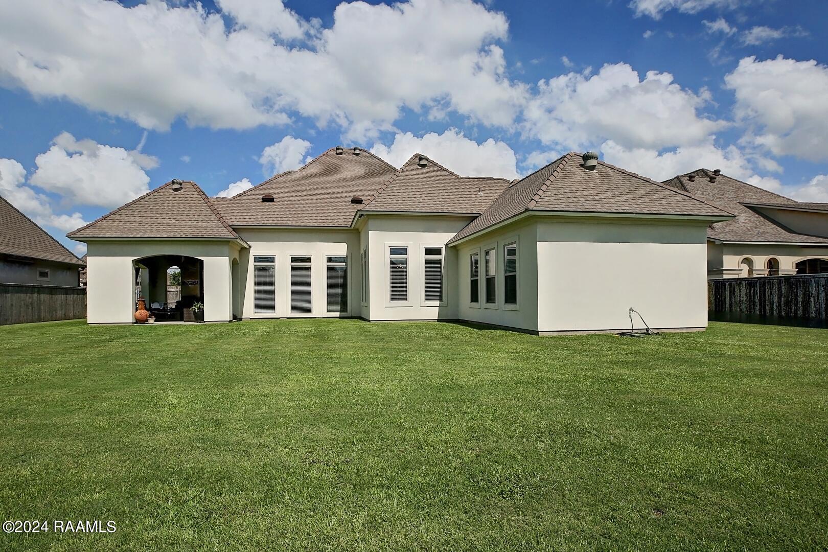 204 Rue De La Rochelle Broussard, LA 70518 - Photo 30 of 36 Gallery Image 30