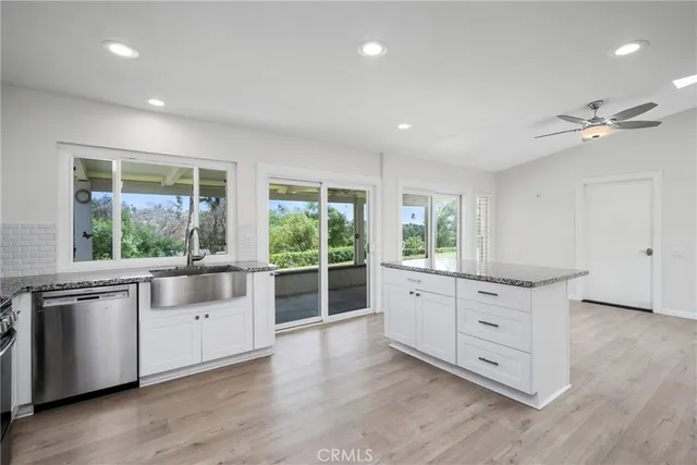 $999,888 | 28162 Vía Cernuda, Mission Viejo, CA 92692