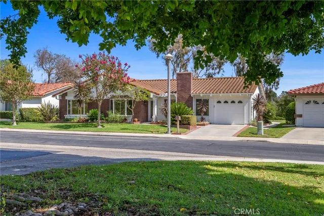 $999,888 | 28162 Vía Cernuda, Mission Viejo, CA 92692