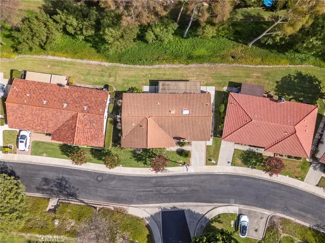 $999,888 | 28162 Vía Cernuda, Mission Viejo, CA 92692