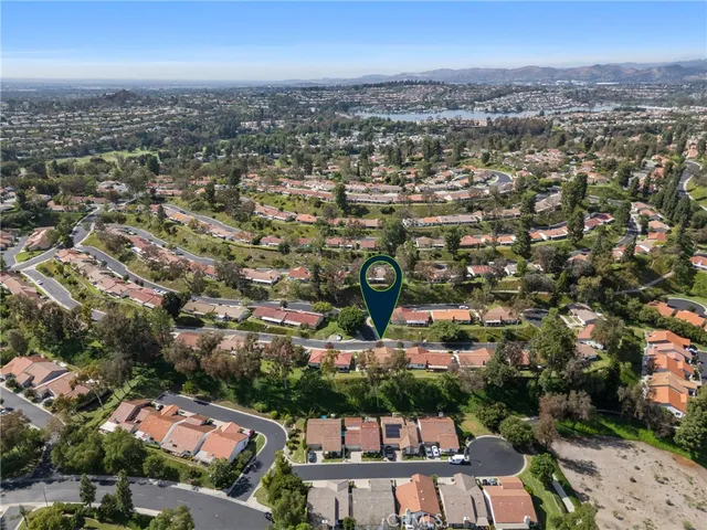 $999,888 | 28162 Vía Cernuda, Mission Viejo, CA 92692