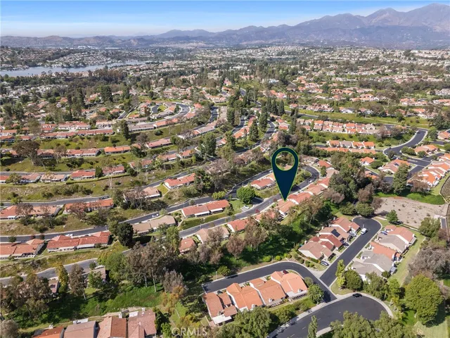 $999,888 | 28162 Vía Cernuda, Mission Viejo, CA 92692