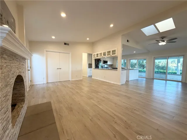 $999,888 | 28162 Vía Cernuda, Mission Viejo, CA 92692