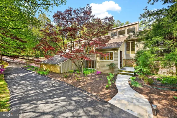 $965,000 | 16 7 Springs Court, Phoenix, MD 21131