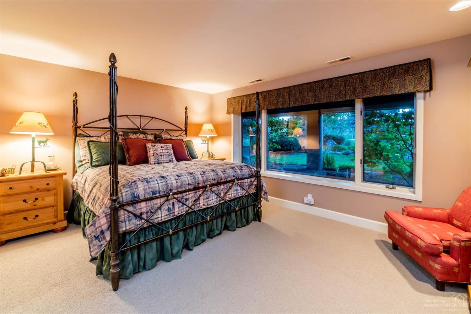 17997 North Course Lane Sunriver, OR 97707 - Photo 11 of 25 Additional Photo
