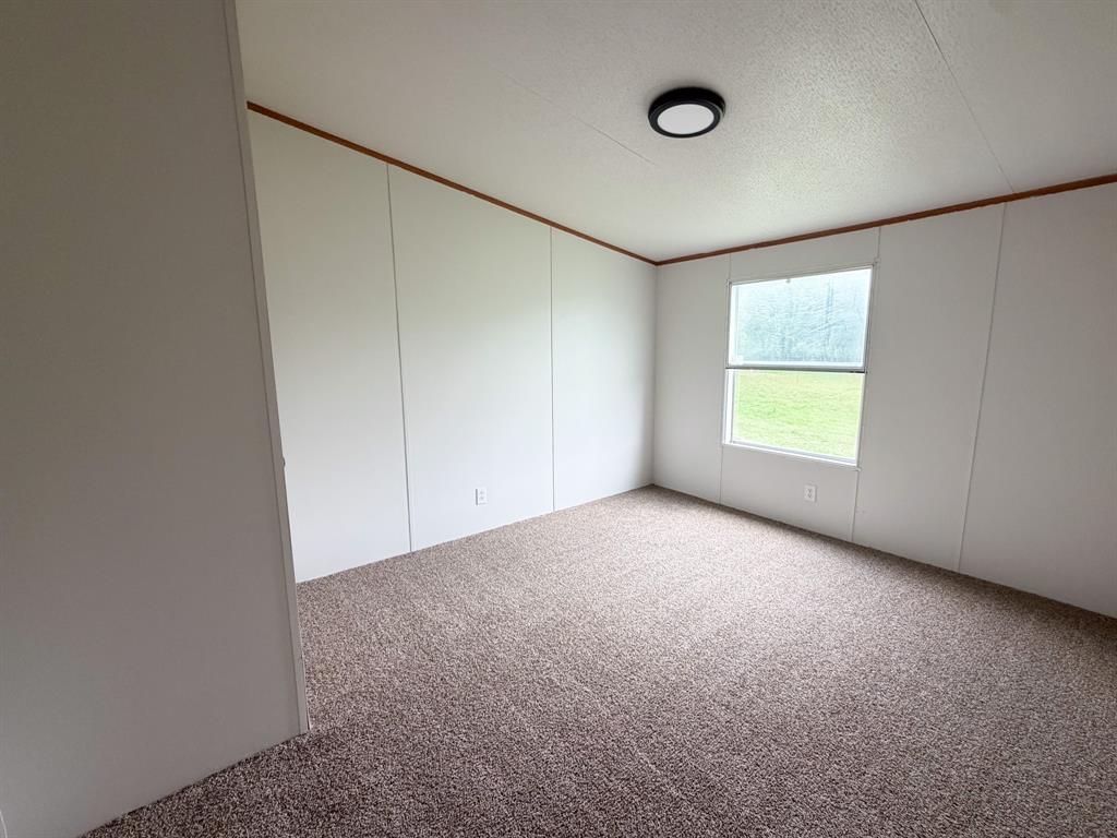 1075 Pluto Road Milford, TX 76670 - Photo 16 of 19