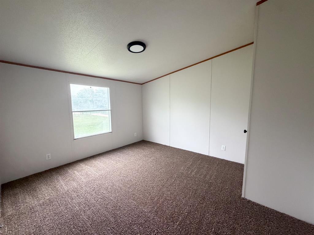 1075 Pluto Road Milford, TX 76670 - Photo 17 of 19