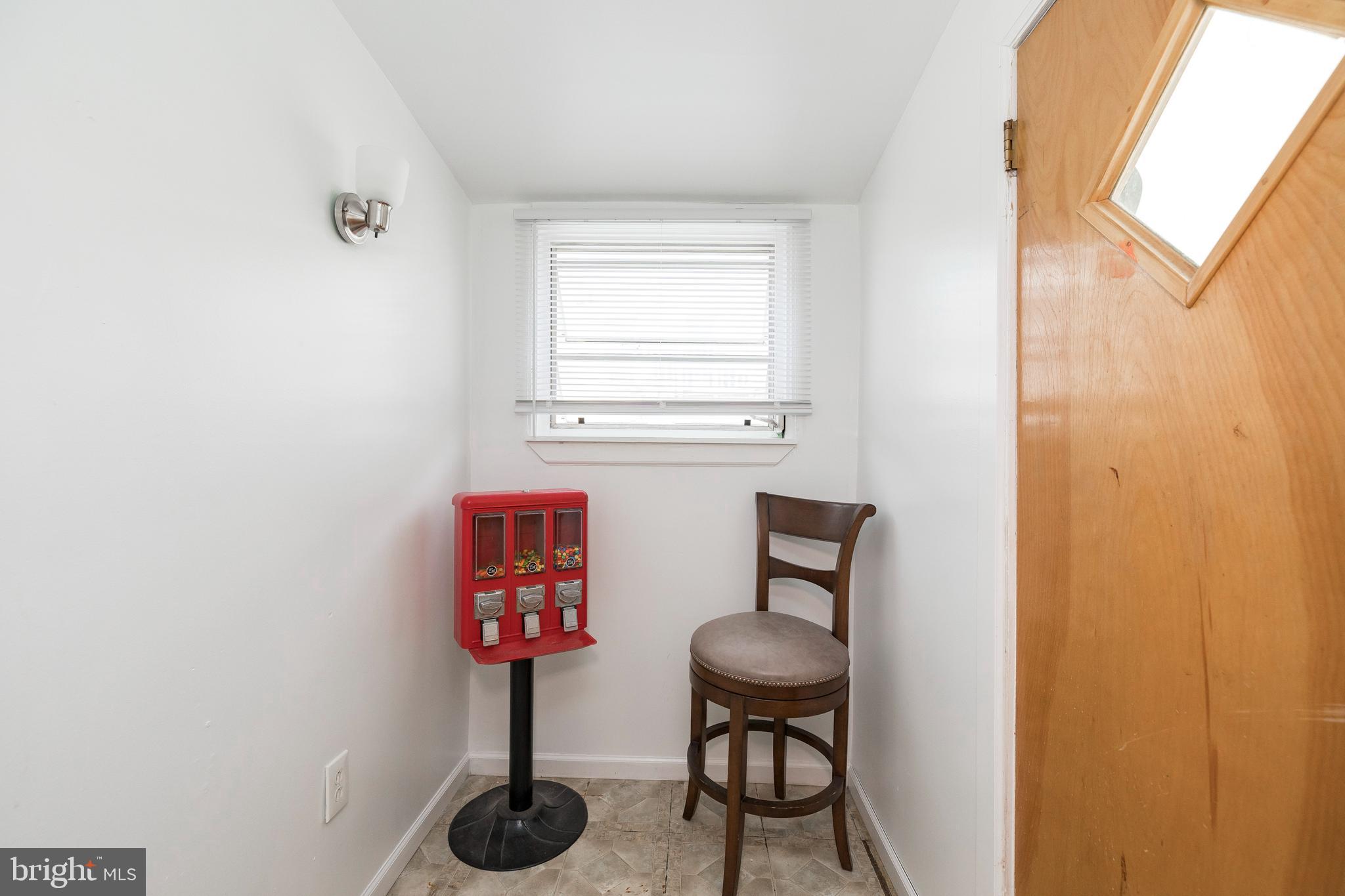 910 Marlyn Road Philadelphia, PA 19151 - Photo 12 of 24