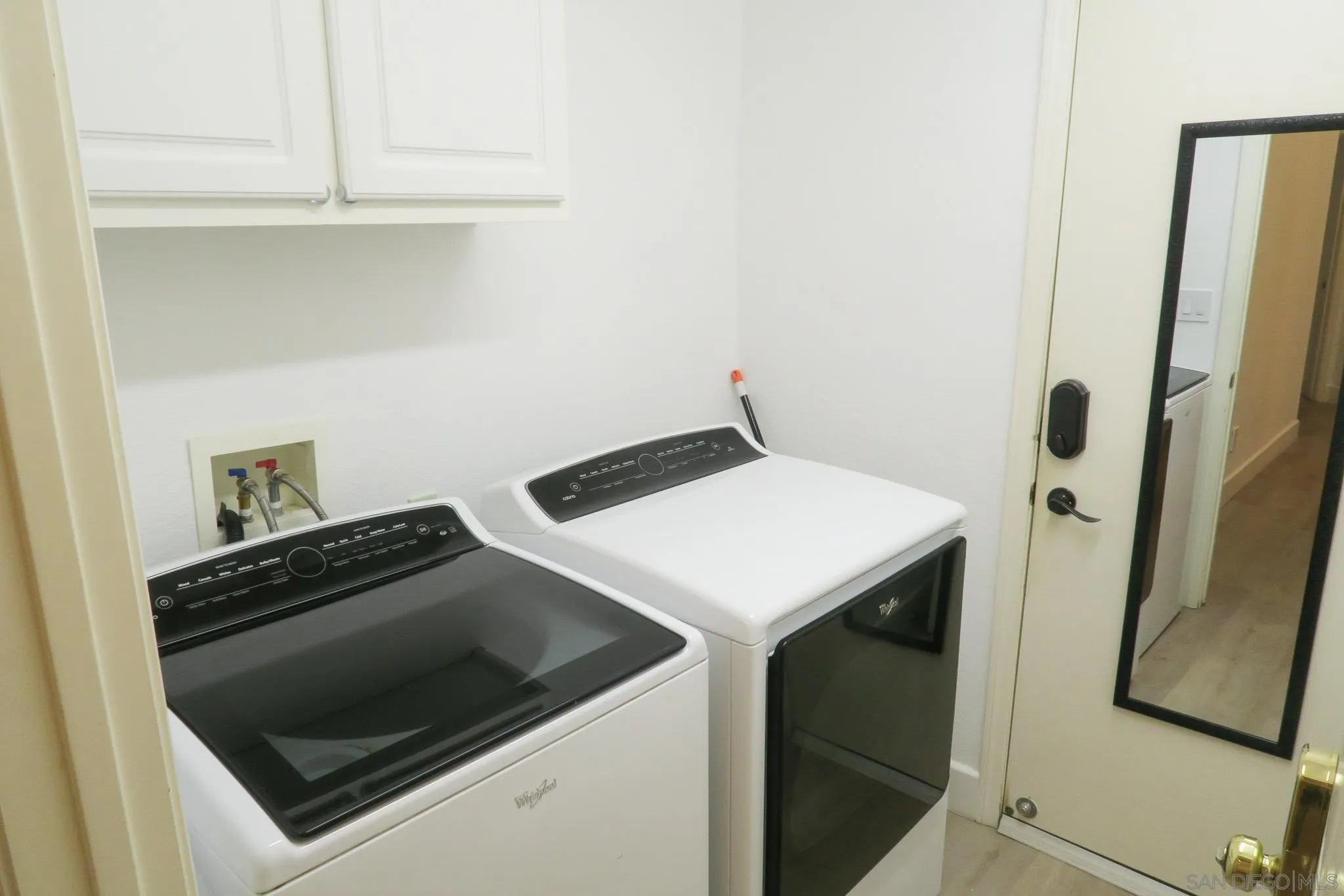 1220 Exeter Way Brentwood, CA 94513 - Photo 29 of 33 a utility room with dryer and washer