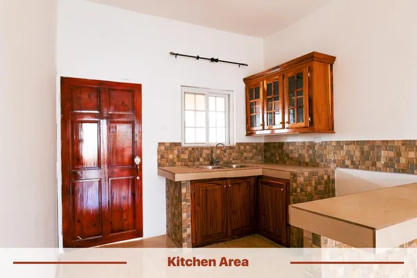 $600 | Main St. Nain Dist Main Street, Unit 2, Nain Dist Main St Nain Dist Main Street, WI 00000