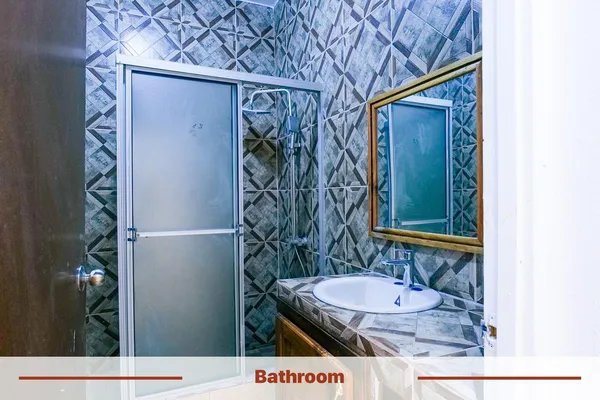 $600 | Main St. Nain Dist Main Street, Unit 2, Nain Dist Main St Nain Dist Main Street, WI 00000