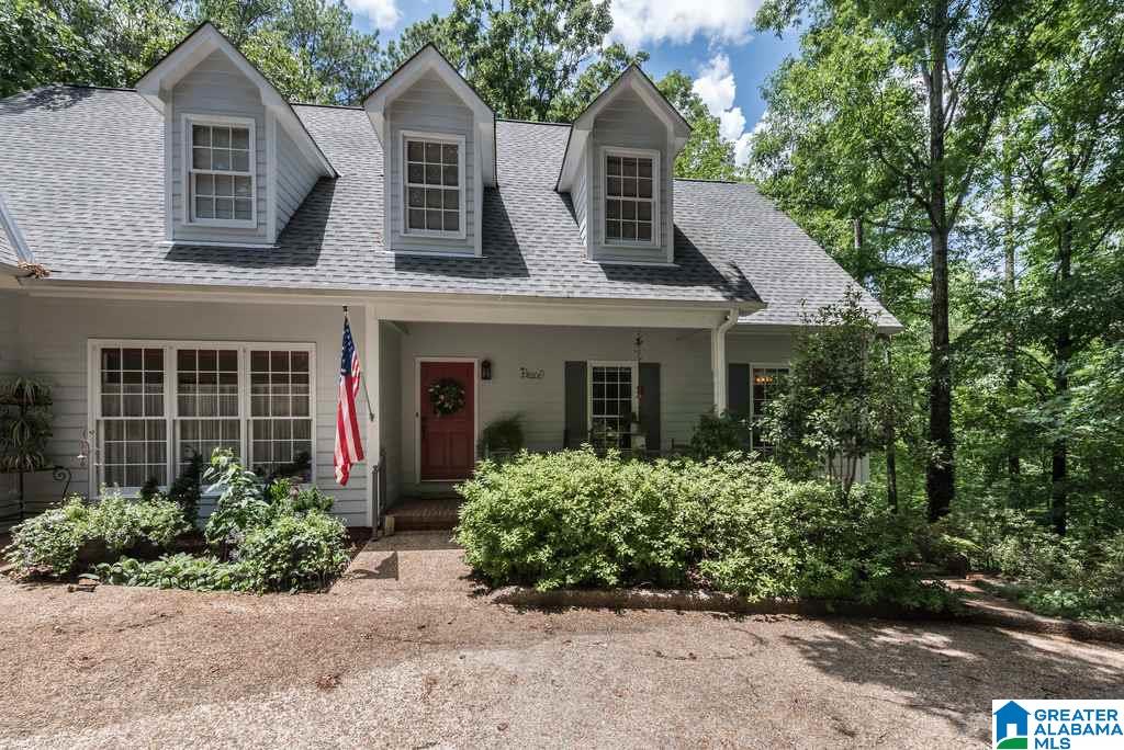 2012 Hawthorne Lane Birmingham, AL 35244 - Photo 3 of 36