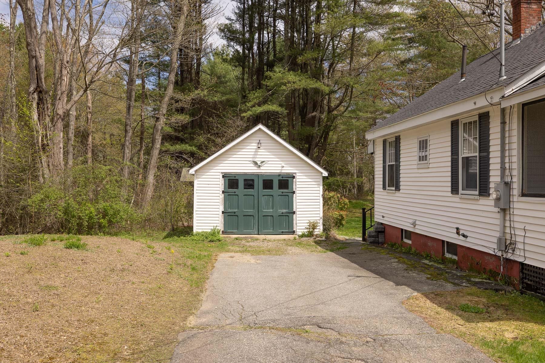 100 Brackett Road Rye, NH 03870 - Photo 26 of 33