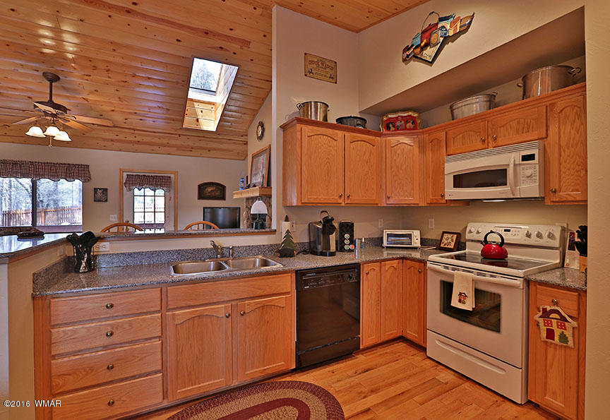 3948 Bridle Path Loop Pinetop, AZ 85935 - Photo 8 of 19 Gallery Image 8