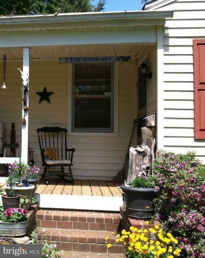 4121 St Clair Bridge Road Street, MD 21154 - Photo 2 of 19 Exterior (Front)