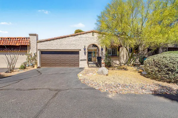 $2,845 | 37210 North Tranquil Trail, Unit 13, Carefree, AZ 85377