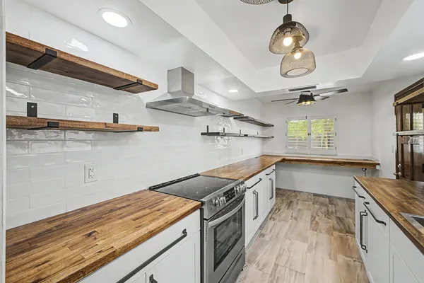 $2,845 | 37210 North Tranquil Trail, Unit 13, Carefree, AZ 85377