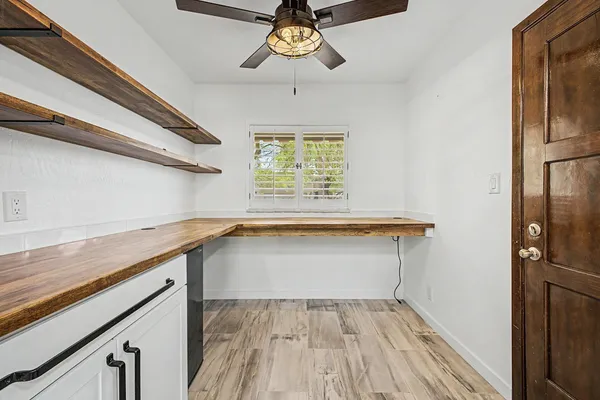 $2,845 | 37210 North Tranquil Trail, Unit 13, Carefree, AZ 85377