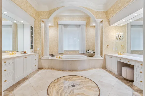 $5,495,000 | 366 Sweet Bay Avenue, Plantation, FL 33324