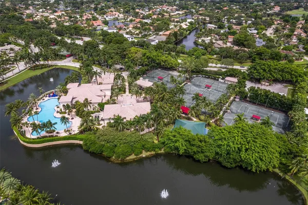 $5,495,000 | 366 Sweet Bay Avenue, Plantation, FL 33324