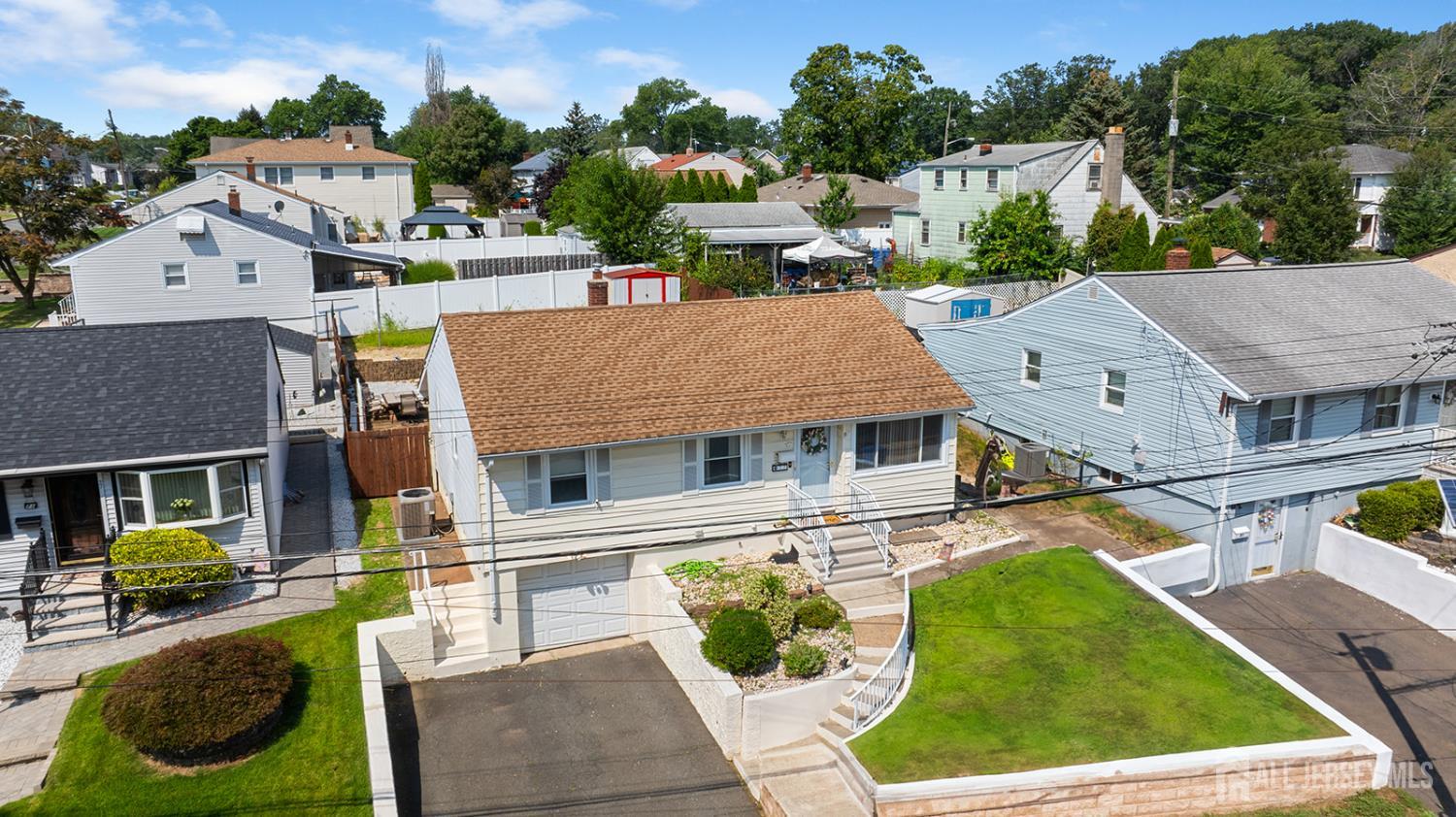 77 Conduit Way Colonia, NJ 07067 - Photo 27 of 29 Gallery Image 27