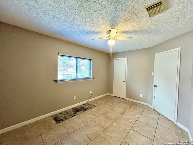 $1,695 | 15431 Cross Vine, San Antonio, TX 78247