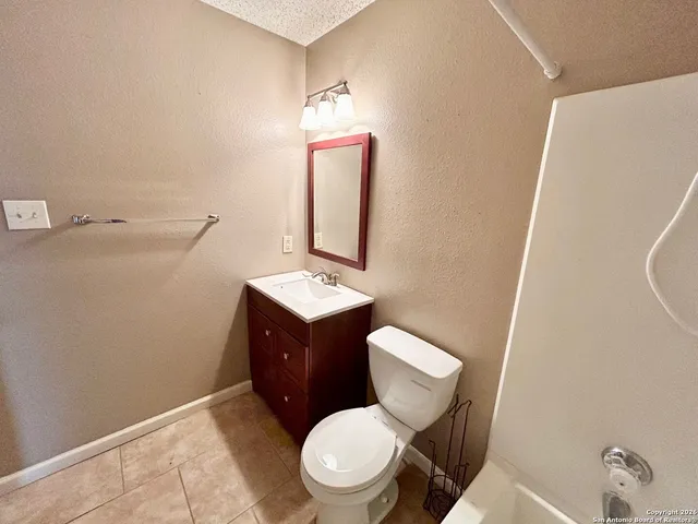 $1,695 | 15431 Cross Vine, San Antonio, TX 78247