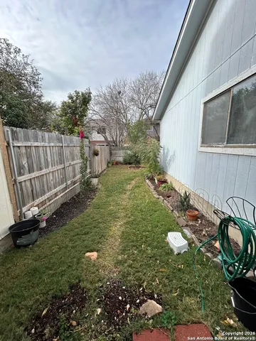 $1,695 | 15431 Cross Vine, San Antonio, TX 78247