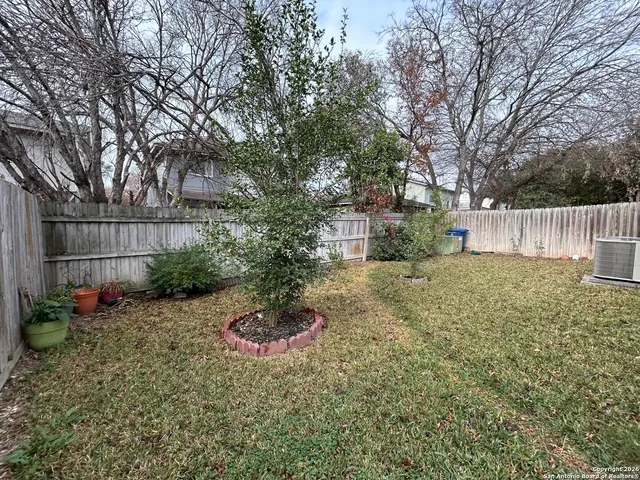 $1,695 | 15431 Cross Vine, San Antonio, TX 78247
