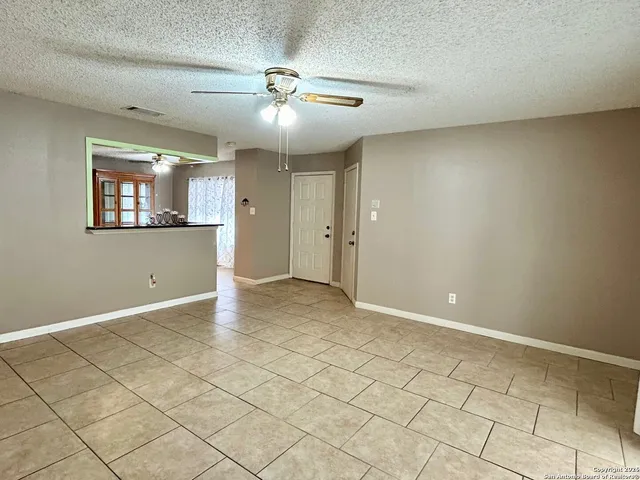 $1,695 | 15431 Cross Vine, San Antonio, TX 78247
