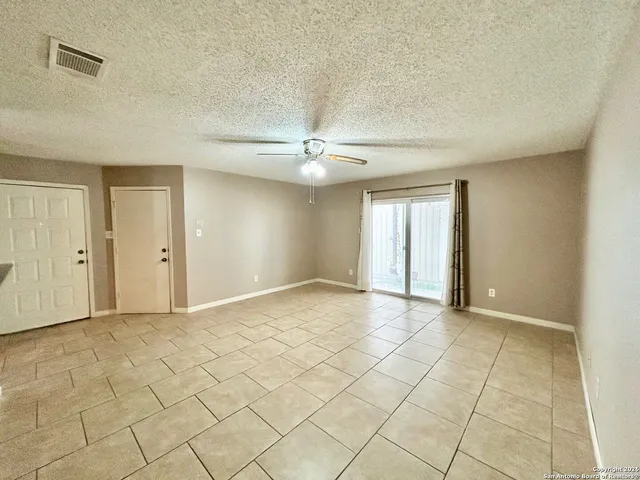 $1,695 | 15431 Cross Vine, San Antonio, TX 78247
