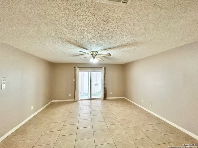 $1,695 | 15431 Cross Vine, San Antonio, TX 78247