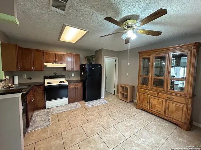 $1,695 | 15431 Cross Vine, San Antonio, TX 78247