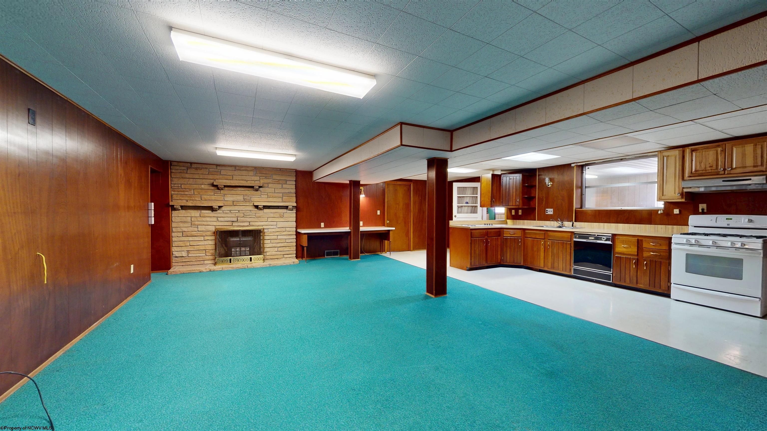 1914 Country Club Road Fairmont, WV 26554 - Photo 29 of 42 Gallery Image 29