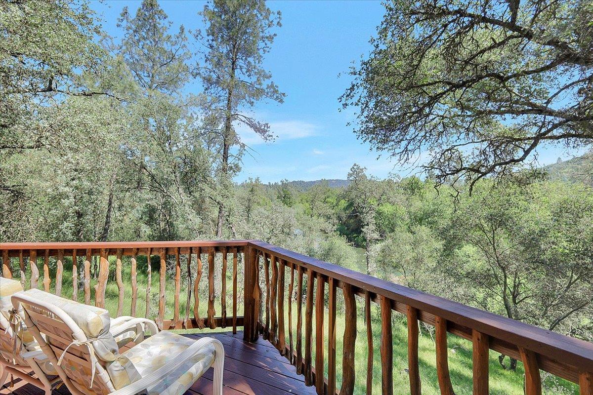 9844 Township Road Browns Valley, CA 95918 - Photo 7 of 77