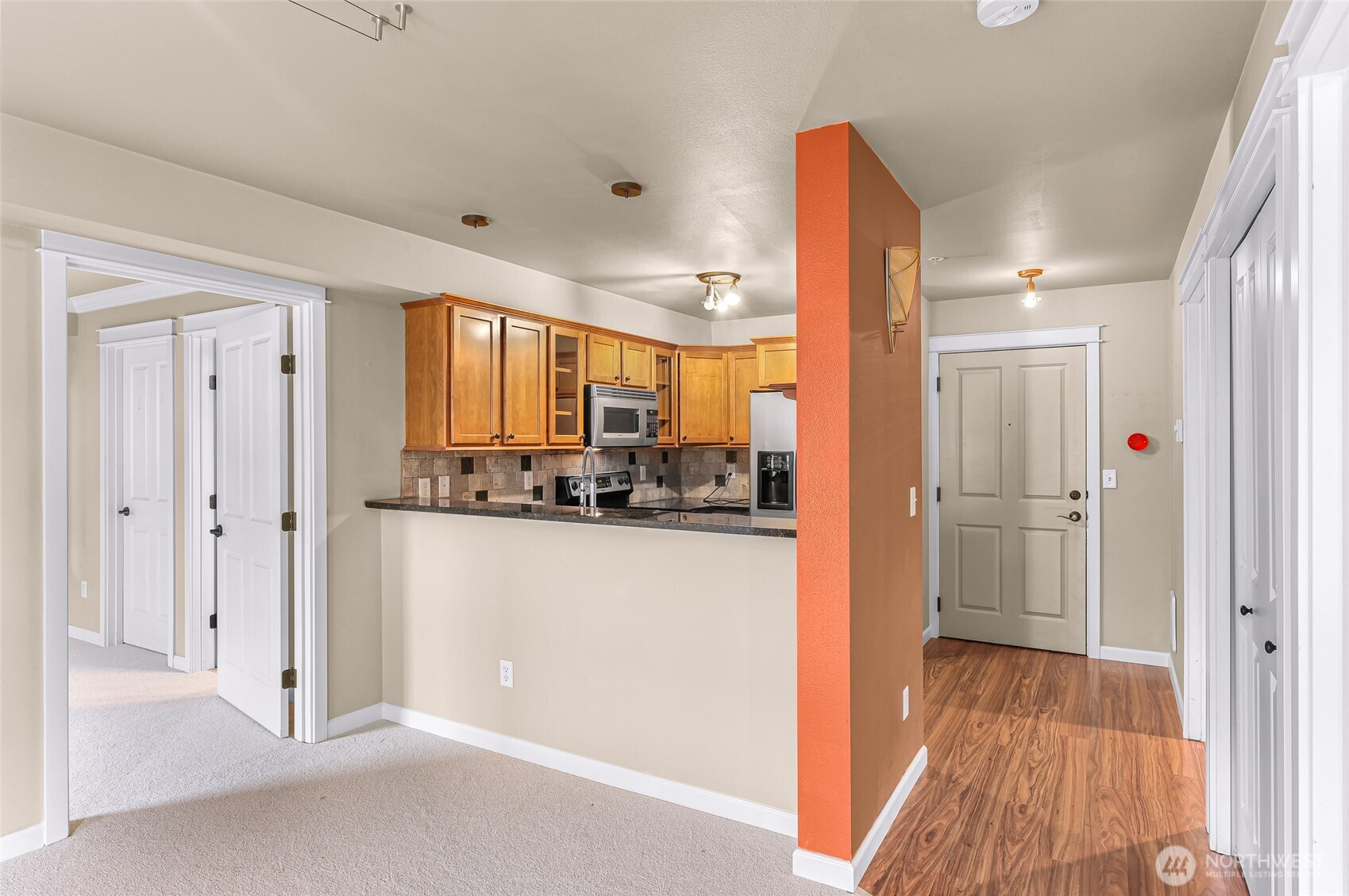 690 32nd Street, Unit B309 Bellingham, WA 98225 - Photo 6 of 26