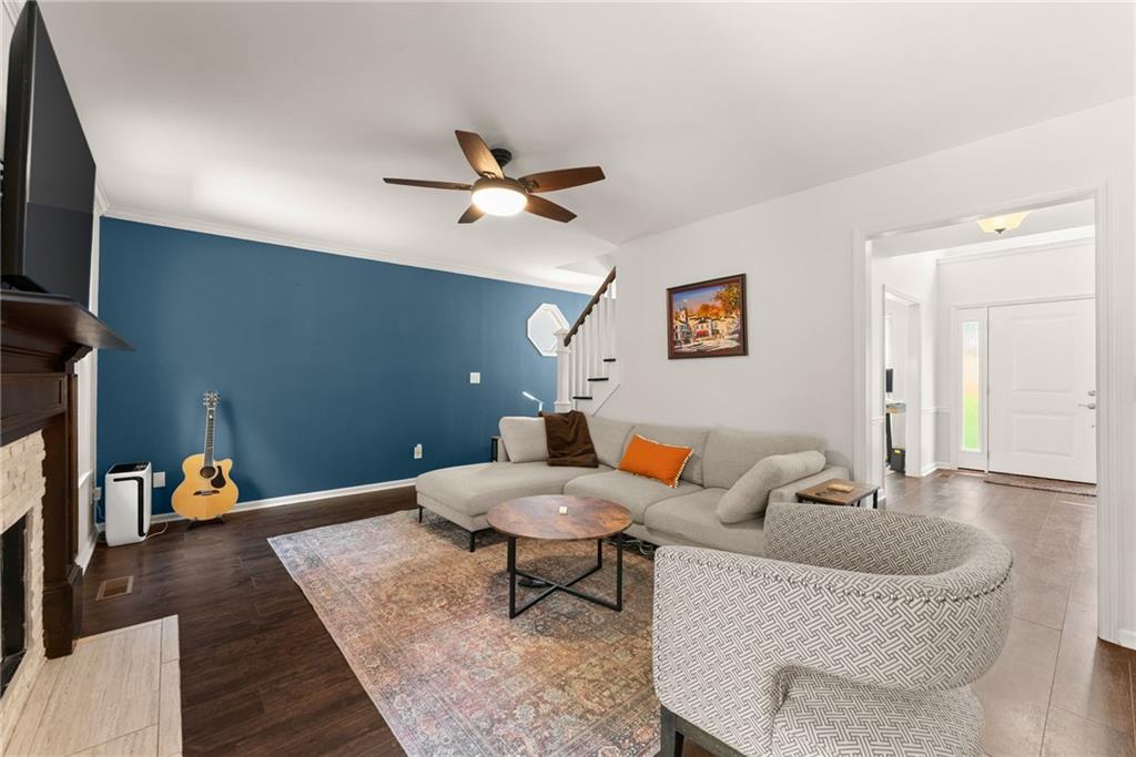 6413 Farm Ridge Court Flowery Branch, GA 30542 - Photo 7 of 56 Gallery Image 7